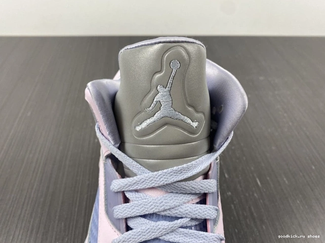 5 DV0562-600 Easter Jordan Air 0815